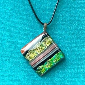 Vintage Art Glass Pendant Necklace